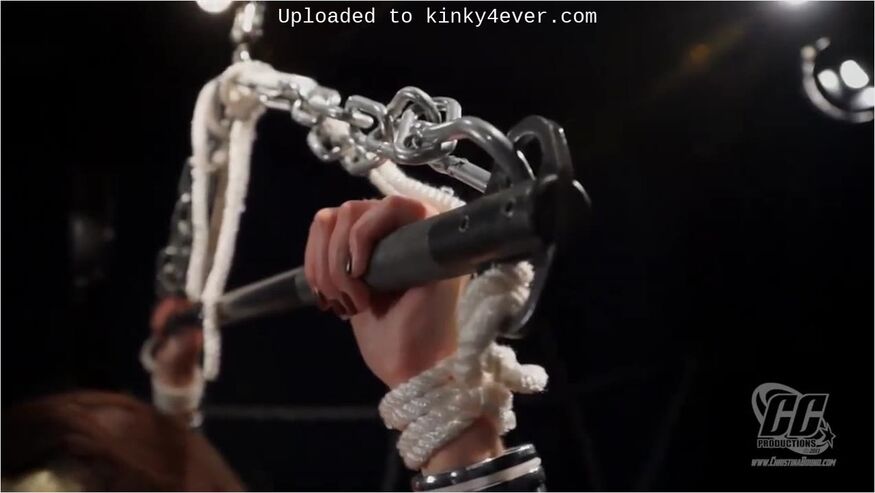 Wunder Cristina In Bondage