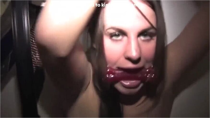 Elin Tied Up In The Closet