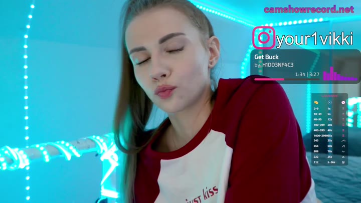 -VikkiL0vesCheese- 1