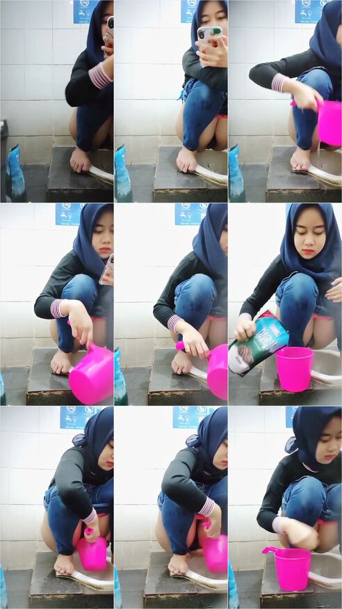 Video Bokep Ngintip Teman Karyawati Cantik Indomart Pipis - Bokep Indonesia