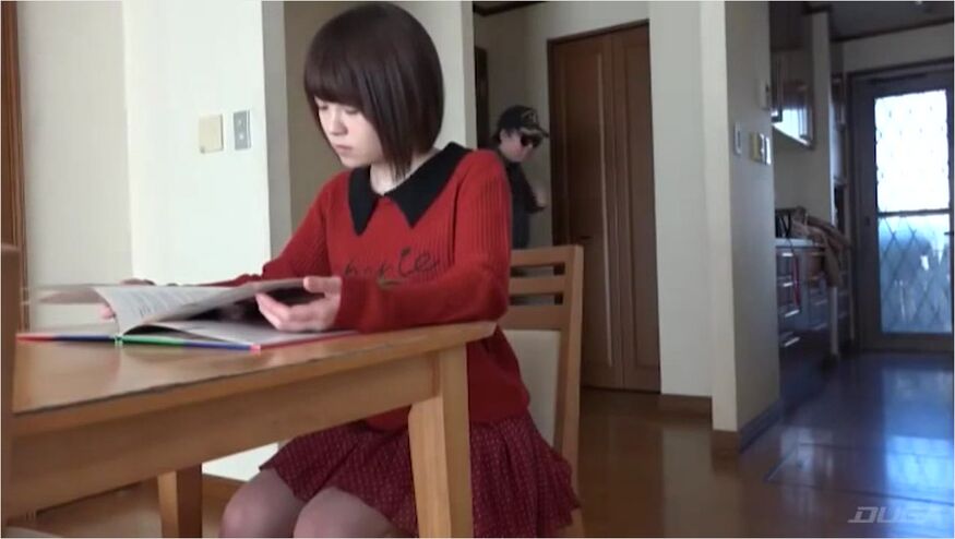 2 Girls