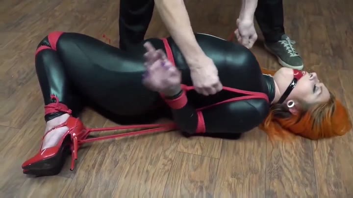 Catsuit Bondage