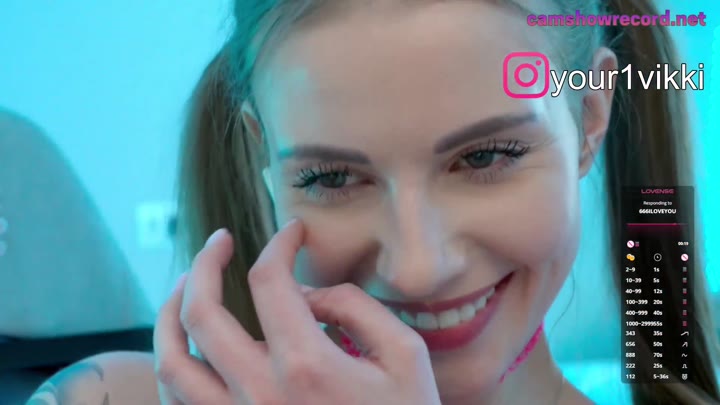 -VikkiL0vesCheese- 1