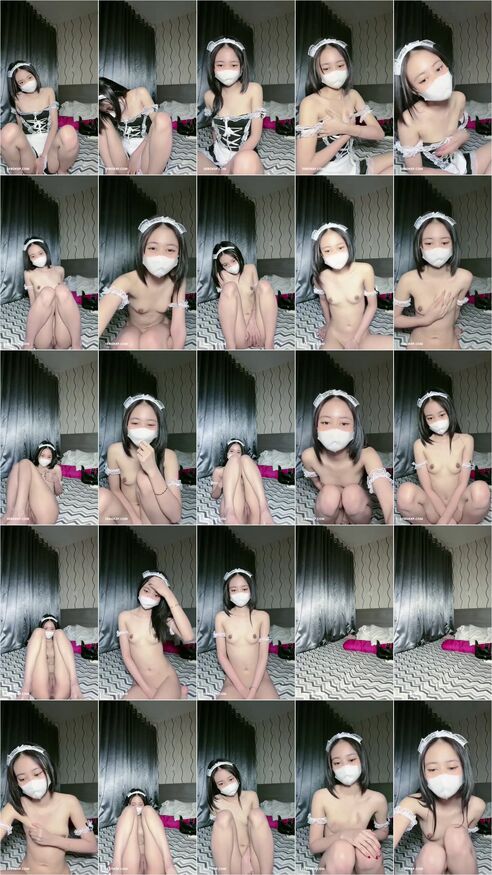 Cosplay Jadi Pembantu Cabul Bugil