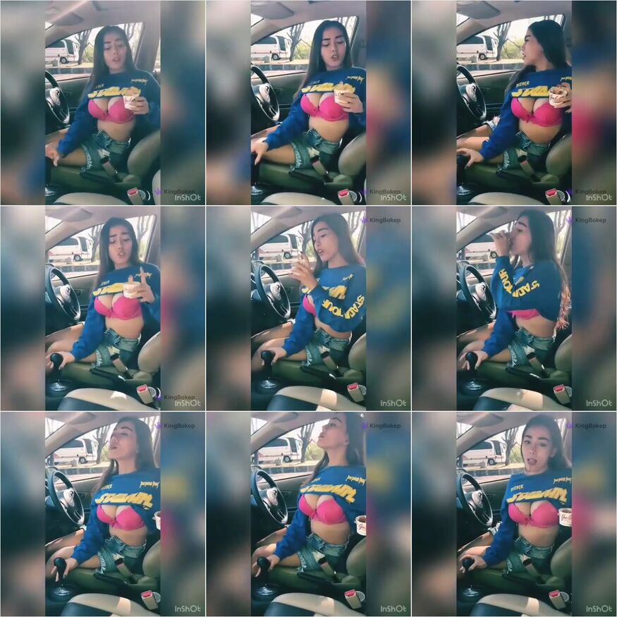 Video Makan Eskrim Pamer Bh Pink Di Mobil KingBokep