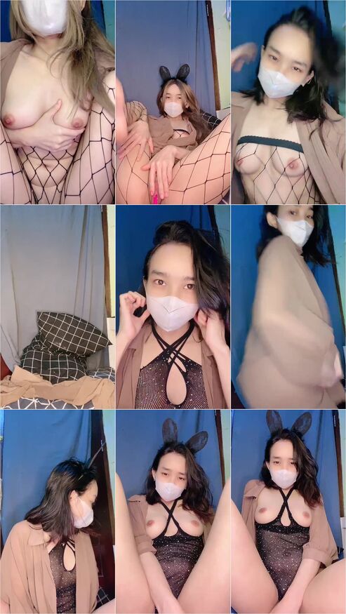 Host Cantik Cadburry Omek Sampai Becek
