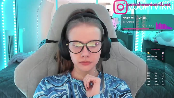 -VikkiL0vesCheese- 1