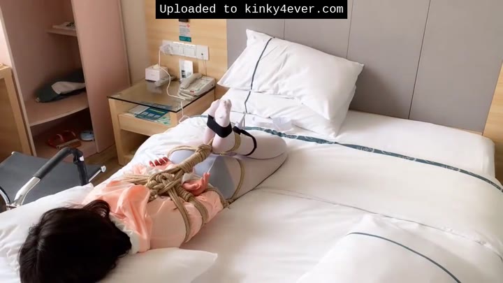 Petite Asian Tightly Bound And Vibed