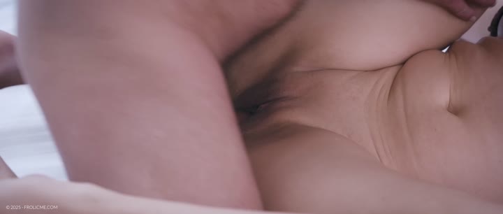 FrolicMe – Asha Heart To Love Again