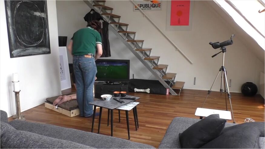 Slavegirl Watches Tv