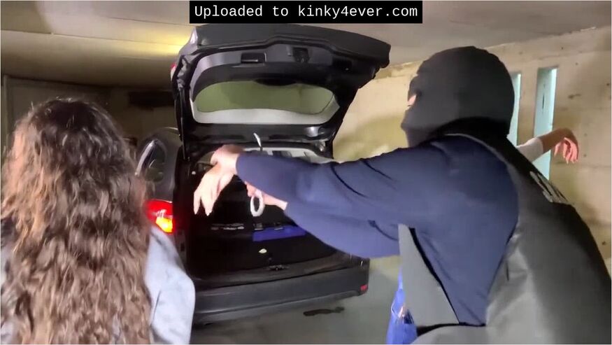 3 Women Traffic Stop