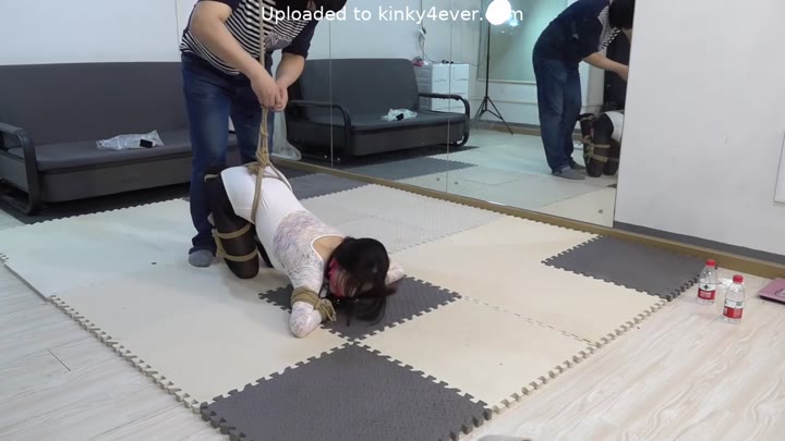 Chinese Bondage - K9 Bondage Trainning