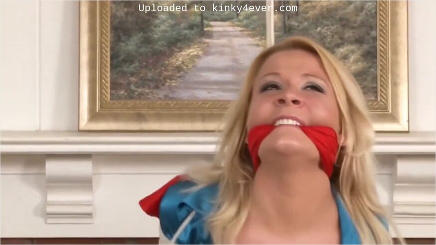 Blonde Tied