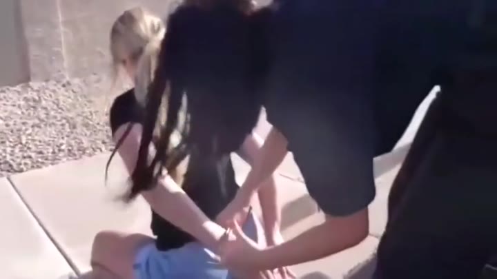 2 Girl Arrest