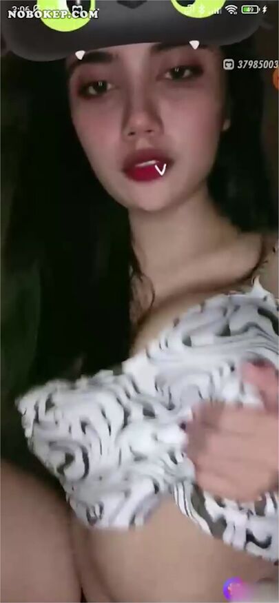 Bokep Indo Cewe Montok Mulus Bugil Remas Toket - Nobokep