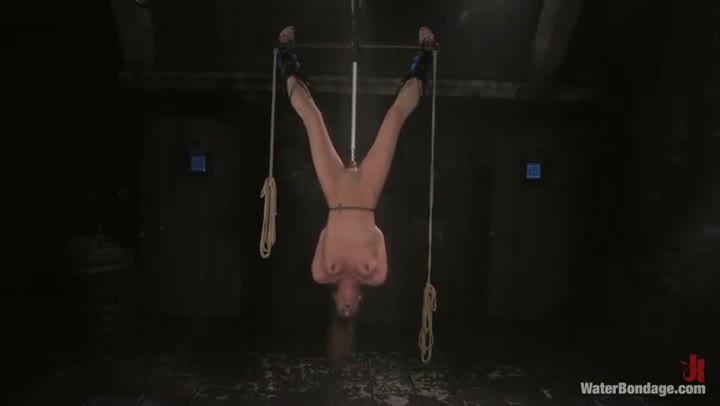 The Amazing Multiorgasmic Jade Marxxx Returns