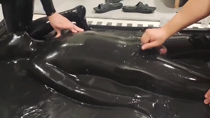 Vacbed Handjob