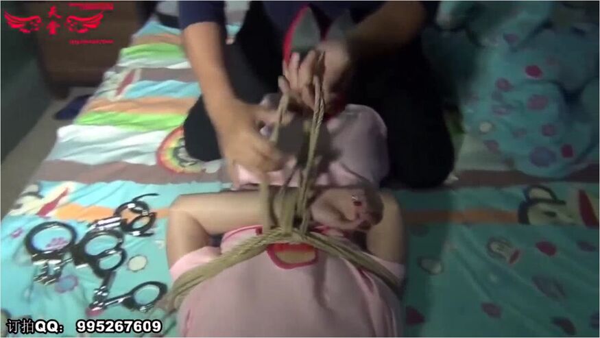 Nurse In Bondage - Chinese