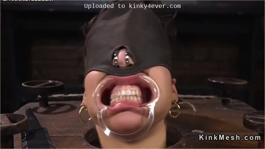 Slave Gagged And Paddled