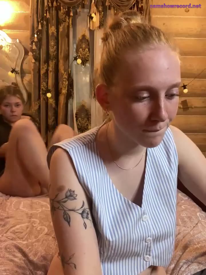 Webcam Model _Pluts_ Videos