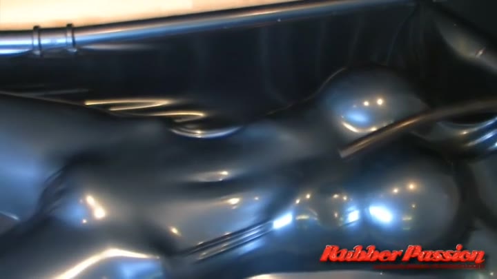 Rubberpassion - Vacbed Punishment