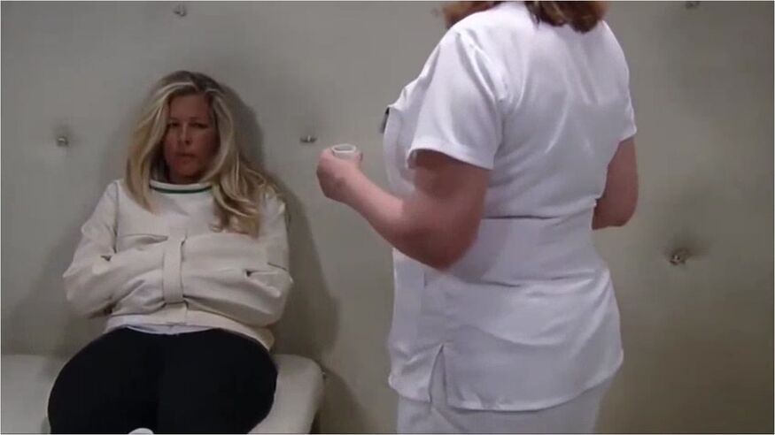 Gh Carly In Straitjacket