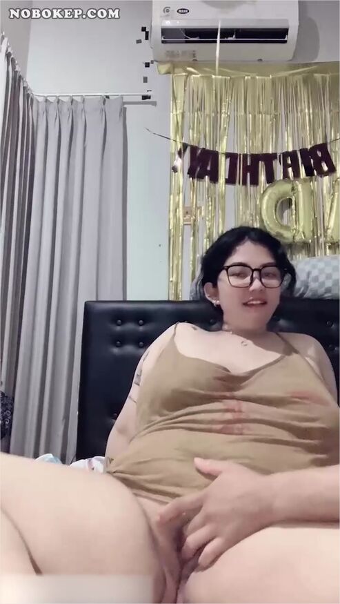 Bokep Indo Tante Gemoy Tobrut Ngewe Sama Berondong - Drbokep