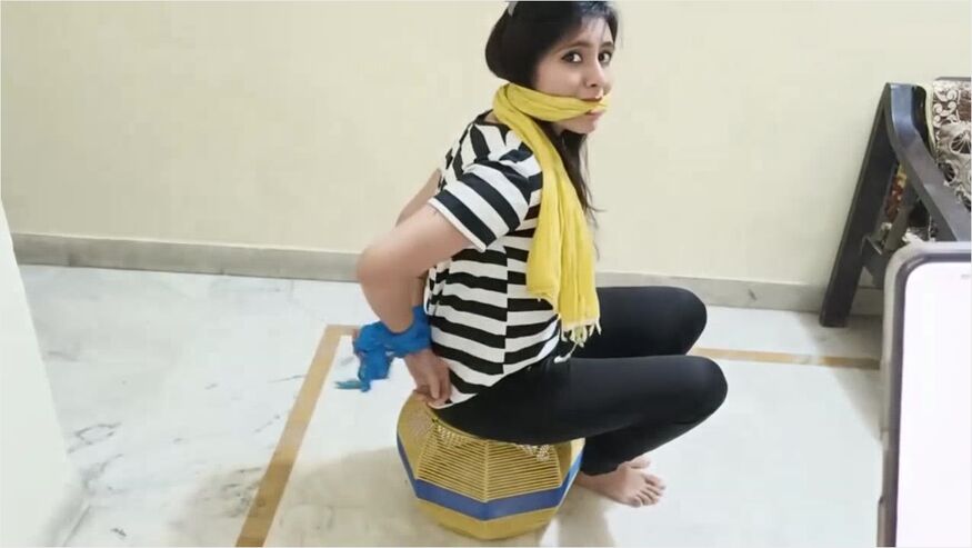 Girlfriend Escape Challenge