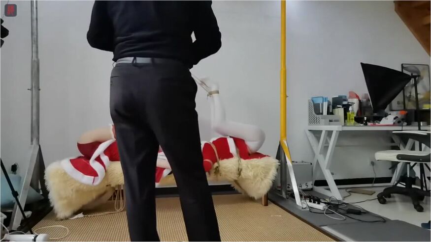 Asian Beauty Bondage