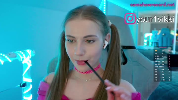 -VikkiL0vesCheese- 1