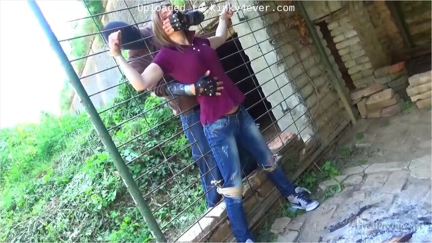 Livedproduction: Handled By The Cage