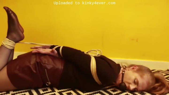 Selfbondage Secretary