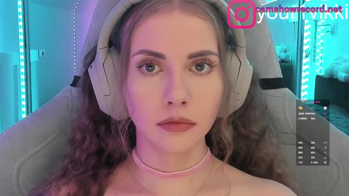 -VikkiL0vesCheese- 1