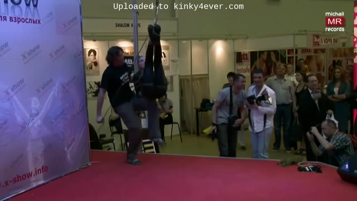 Shibari Performance