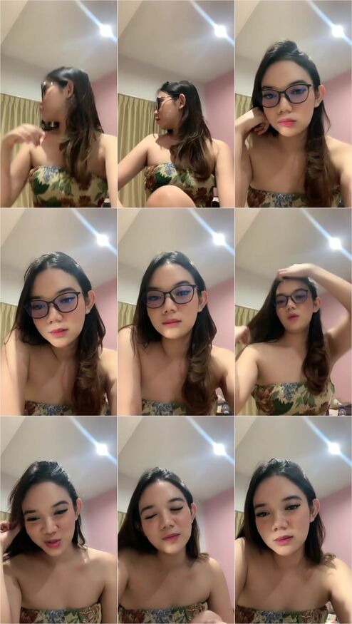 Dila Cantik Banget Pakai Kacamata Id 59508368 Mango - Bokepinfo