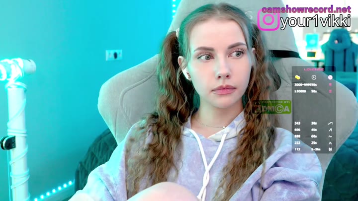 -VikkiL0vesCheese- 1