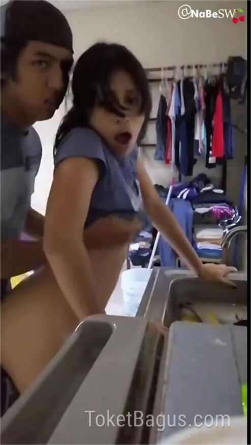 Bokep Indo Cewe Klo Udah Sange (3) - Bokepindoh