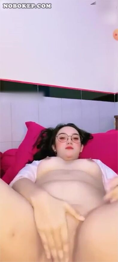 Bokep Indo Miss Peyii Ngangkang Omek Santuy Dreamlive - Indo Bokep