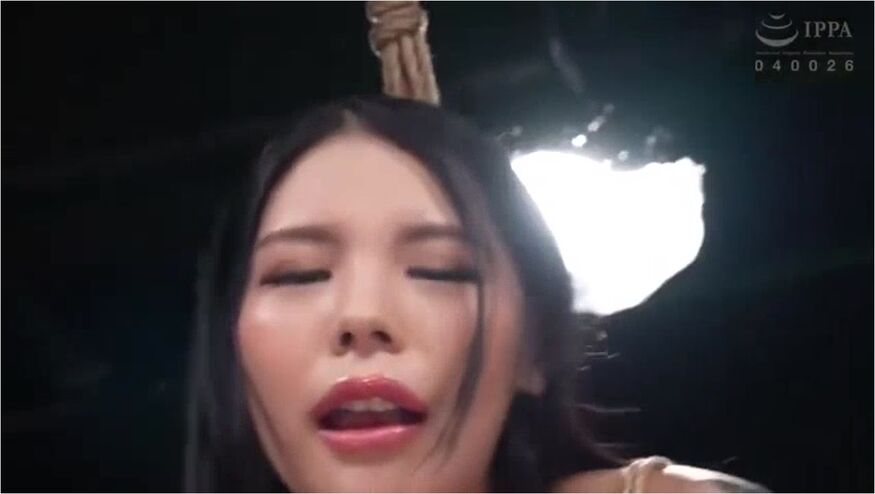 Gtj-144 Restrained Lesbian Fisting ()