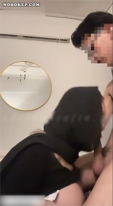Bokep Indo Pacar Hijab Udah Jago Banget Blowjob - Mbokepindo