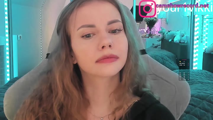 -VikkiL0vesCheese- 1