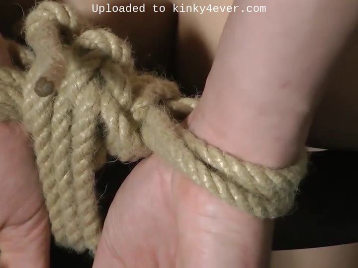 Luciana Tied