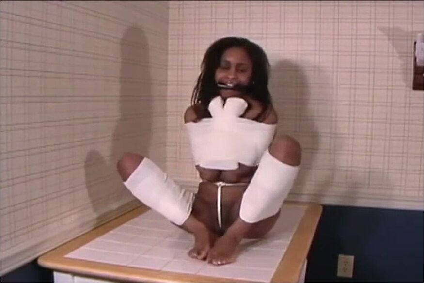 Ebony In Ropes