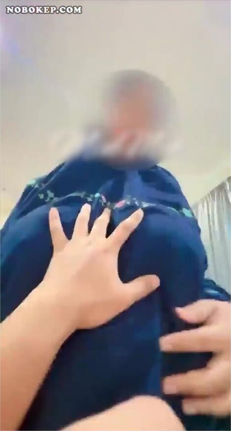 Bokep Indo Menikmati Sepongan Bunda Minmin Enak Banget - Gobokep