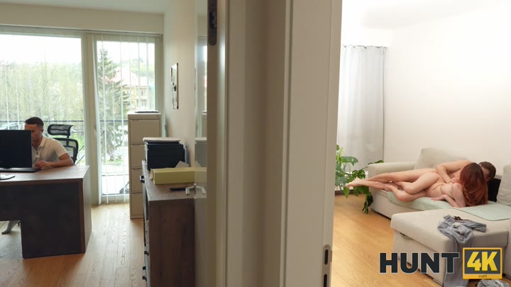 Hunt4K – Leya Desantis Ferris Affair Screwed in the Sky