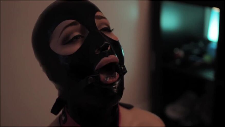 Hooded Latex Ashtray
