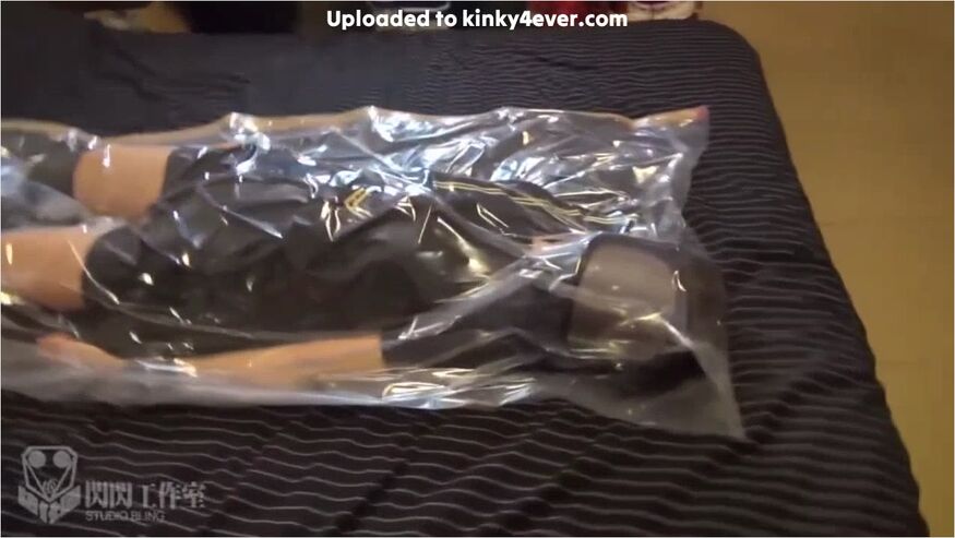 Vacuum Bag Breathplay