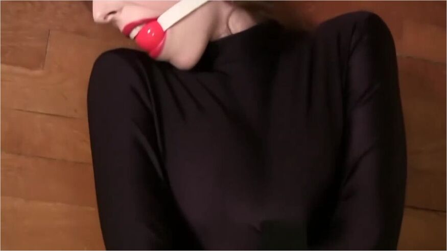 Straitjacket For Cobie