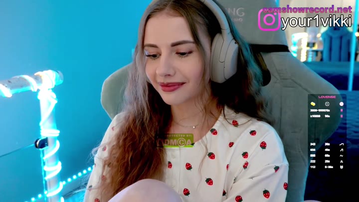 -VikkiL0vesCheese- 1