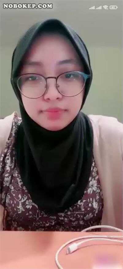 Bokep Indo Miss Bii Hijab Cakep Spill Selangkangan - Xhijab